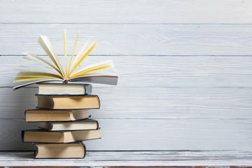 影响幼儿园课程实施的主要因素